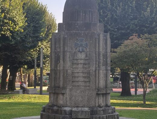 Monumento Antigos combatentes da Grande Guerra